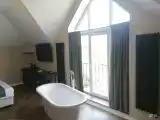 Двуместный люкс с ванной и видом на Кремль