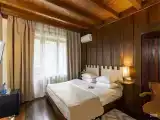 Стандартный трехместный номер  ( с двуспальной и односпальной кроватями)
