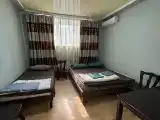 Стандартный номер с двуспальной и 1 односпальной кроватью