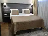 Двухместный номер эконом с двуспальной кроватью без окна