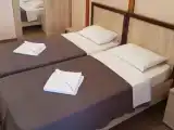 Двухместный номер Стандарт 2A с балконом и с видом на море (2 отдельные кровати)