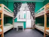 10-и местная бирюзовая смешанная комната