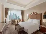 Клубный Супериор с одной большой кроватью