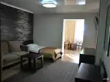 Трехместный стандарт (1 двуспальная и 1 односпальная)