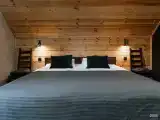 Стандарт с видом на город