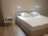 Номер полулюкс с 1 двуспальной кроватью