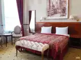 Полулюкс двухместный с 2-х спальной  кроватью, балконом и круглосуточным доступом в акватермальную зону
