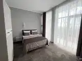 Двухместный люкс с 2 комнатами (двуспальная кровать)