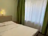 2-местный номер стандарт с 1 двуспальной кроватью