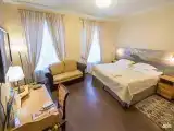 ТРЕХМЕСТНЫЙ ПОЛУЛЮКС