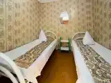 Номер эконом с 2 односпальными кроватями Дом с удобствами (общие удобства)