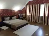 Двухместный люкс с 2 комнатами с видом на внутренний двор (двуспальная кровать)