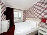 Апартаменты с видом на Неву (Апартамент)