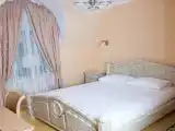 Двухместный номер Комфорт (двуспальная кровать)