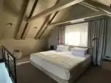 Двухместный номер Premium с видом на озеро (двуспальная кровать)