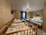 Номер стандарт семейный с 3 односпальными и 2 двуспальными кроватями