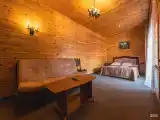 4-местный номер полулюкс (мансарда)