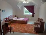 Номер полулюкс с 1 двуспальной кроватью