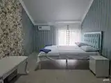 Номер стандарт полулюкс с 1 двуспальной кроватью