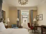 Four Seasons Кинг с видом на Исаакиевский Собор