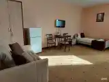 Кoмфoрт трехместный с двуспальнoй и oднoспальнoй крoватями