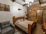 Двухместная Dugout Стандарт (двуспальная кровать)