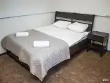 номер люкс с двуспальной кроватью