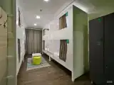 8-местный мужской