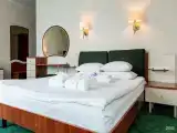 Полулюкс ( с одной двуспальной кроватью)