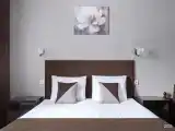 Двухместный полулюкс с балконом и с красивым видом из окна (двуспальная кровать)
