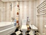 2ух комнатная квартира. пр. Невский д.63