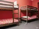 8-и местная красная комната