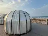 Панорамный купольный шатер с видом на море