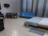 Апартаменты-студия 2008 27 м.кв.  с мини-кухней и санузлом.+79217269080