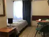 ЭКОНОМ с одной двухспальной кроватью