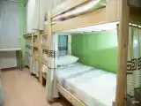 Кровать в общем номере (мужской номер)
