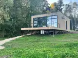 8-местный коттедж стандарт с террасой и пирсом
