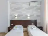 Двухместный номер + доп. место (балкон, светлая сторона)