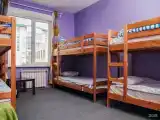 8-и местная фиолетовая комната