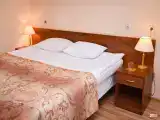 Номер стандарт улучшенный с 1 двуспальной кроватью