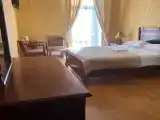 Двухместный номер Стандартный с балконом и с видом на город (двуспальная кровать)