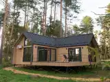3-комнатный коттедж панорамный с террасой и сауной