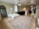 Люкс Дуплекс с балконом и с красивым видом из окна