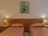 Полулюкс семейный 2-комнатный с раздельными кроватями (1 или 2 корпус)