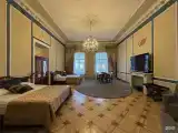 Апартаменты с видом на Неву