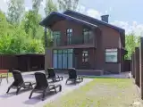 Шестиместный коттедж Superior Дуплекс с балконом и с красивым видом из окна