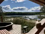 Сафари-тент с санузлом/горячим чаном на террасе/первая линия озера