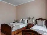 Пятиместный номер Standard с балконом