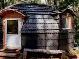 Коттедж эконом с диваном