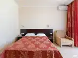 Номер стандарт с 1 двуспальной кроватью